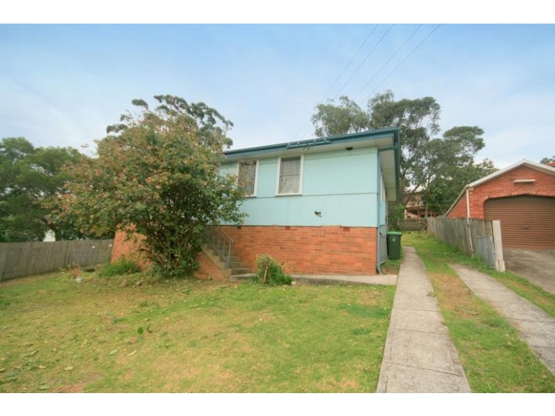 4 Weerona Street, Berkeley NSW 2506