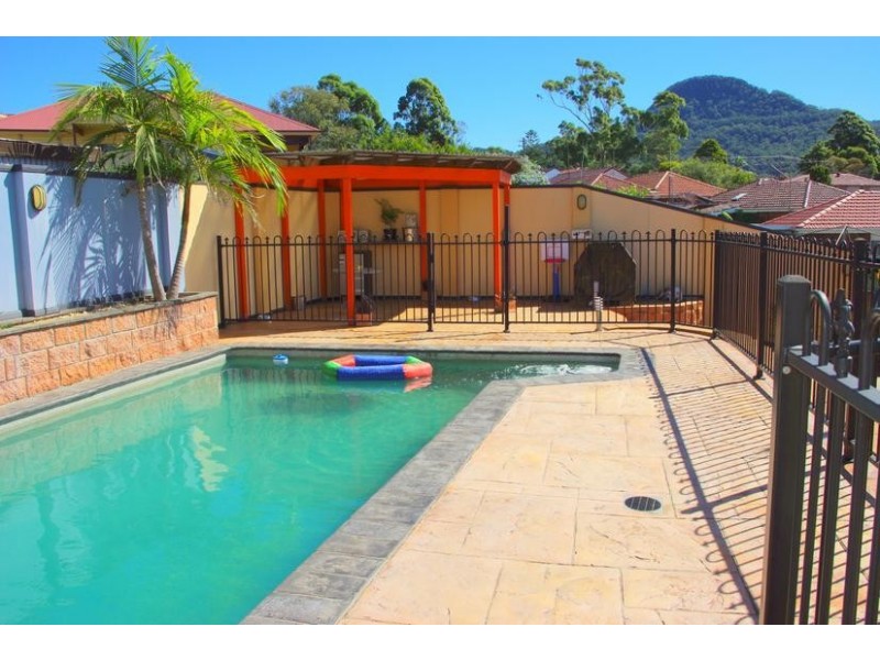 43 Beatus Street, Unanderra NSW 2526