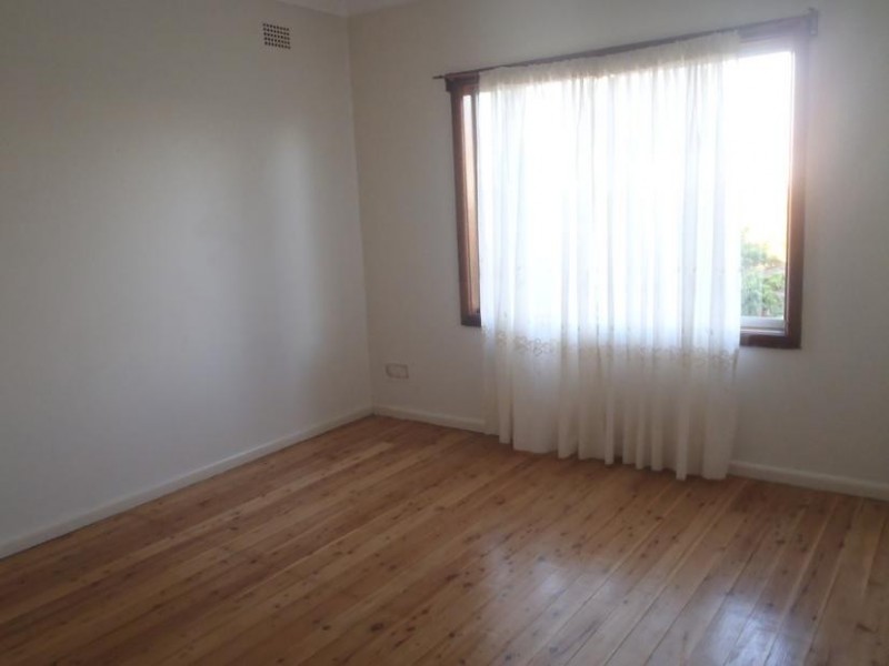 58 Denise Street, Lake Heights NSW 2502