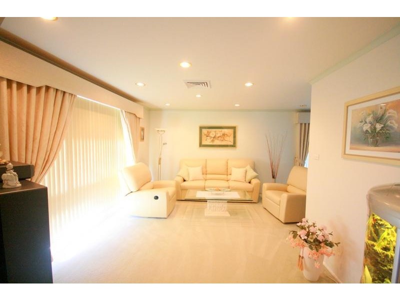 57 Gibsons Road, Figtree NSW 2525