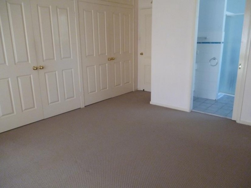 62 Booreea Blvde, Cordeaux Heights NSW 2526