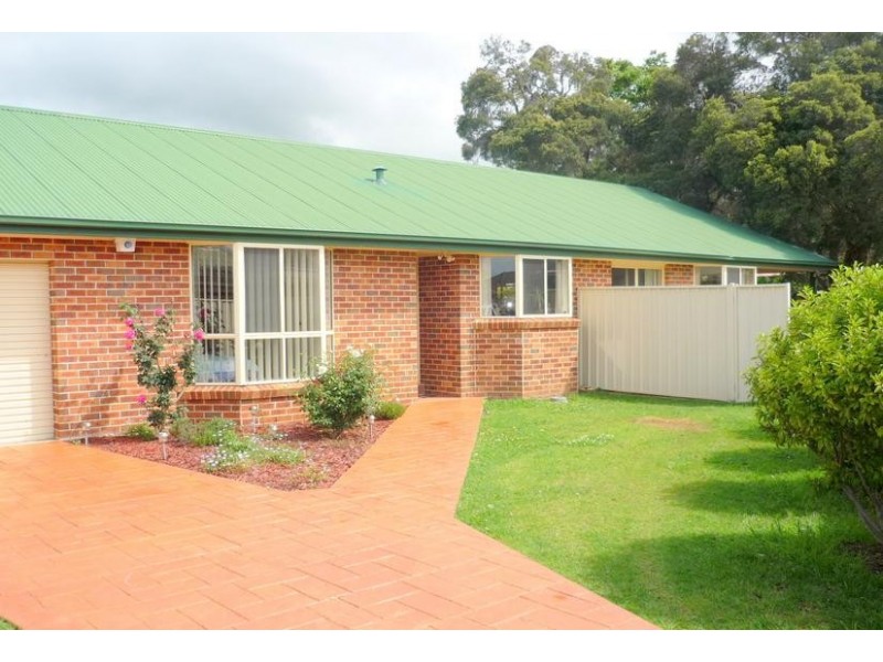 15 Marie Place, Horsley NSW 2530