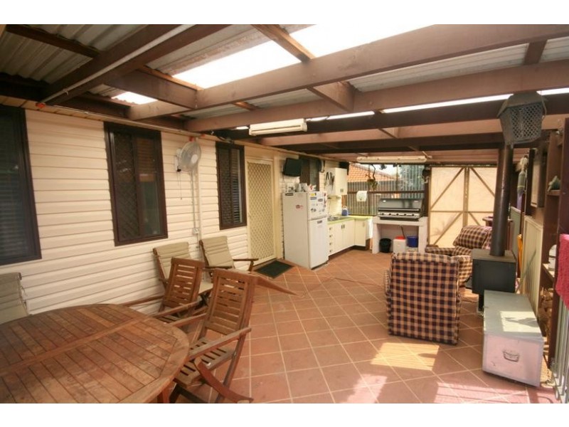 10 Lancashire Street, Berkeley NSW 2506