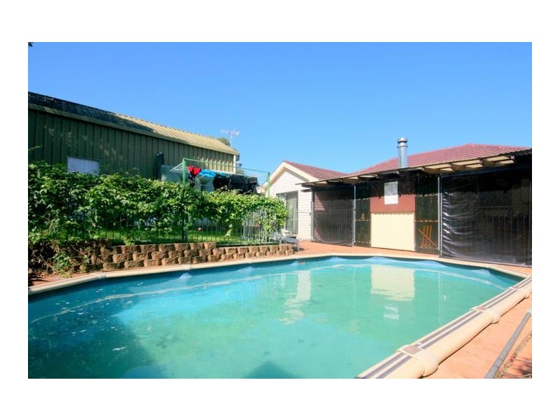 10 Lancashire Street, Berkeley NSW 2506