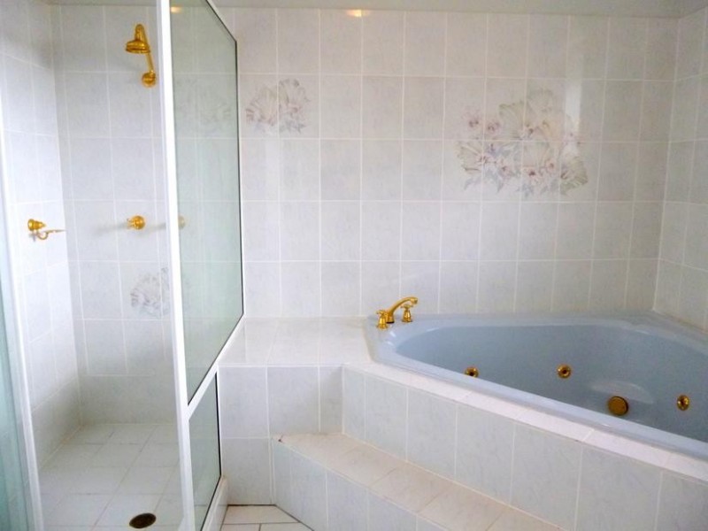 30A Odenpa Rd, Cordeaux Heights NSW 2526