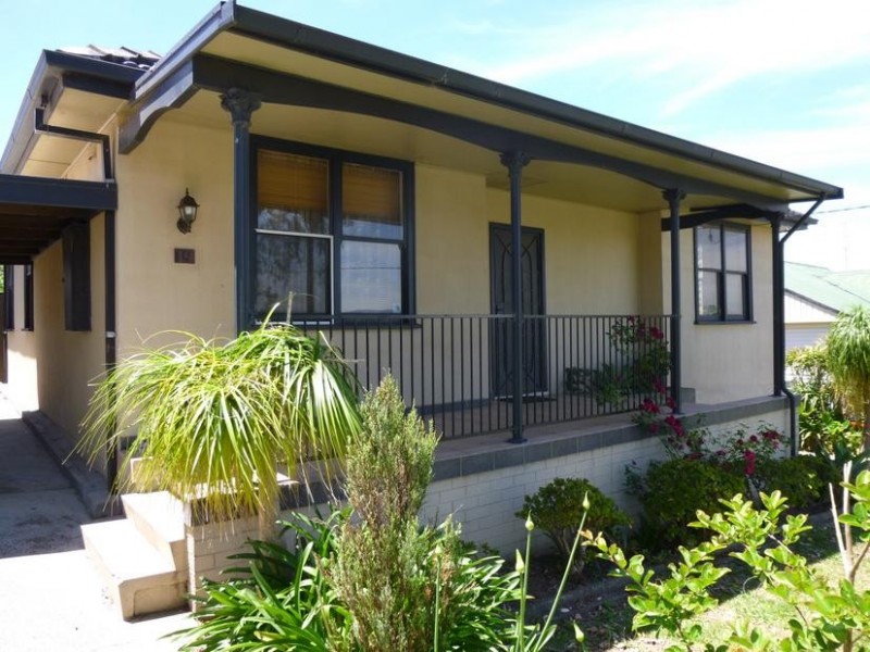19 London St, Berkeley NSW 2506