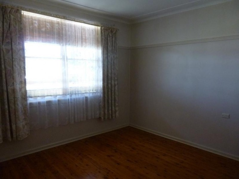 19 London St, Berkeley NSW 2506