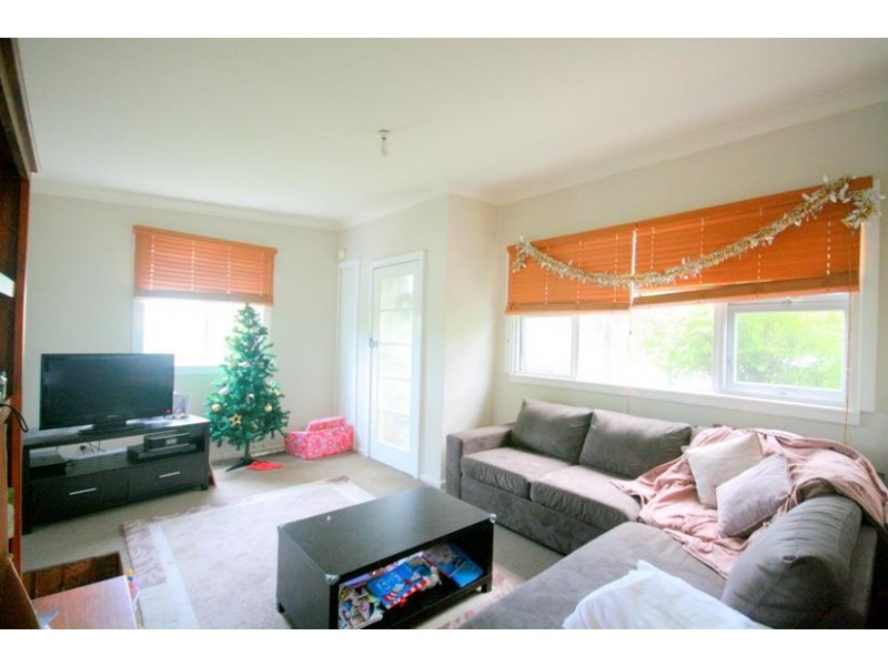 24 Jackson Avenue, Warrawong NSW 2502