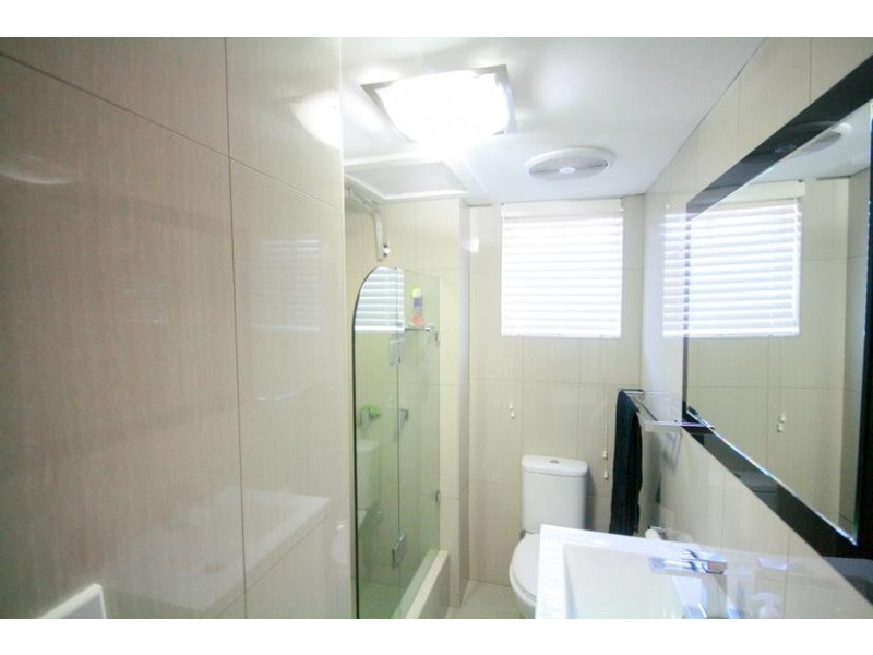 1/15 Robinson Street, Wollongong NSW 2500