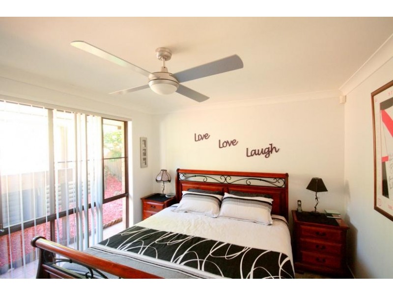 50 Loch Carron Avenue, Farmborough Heights NSW 2526