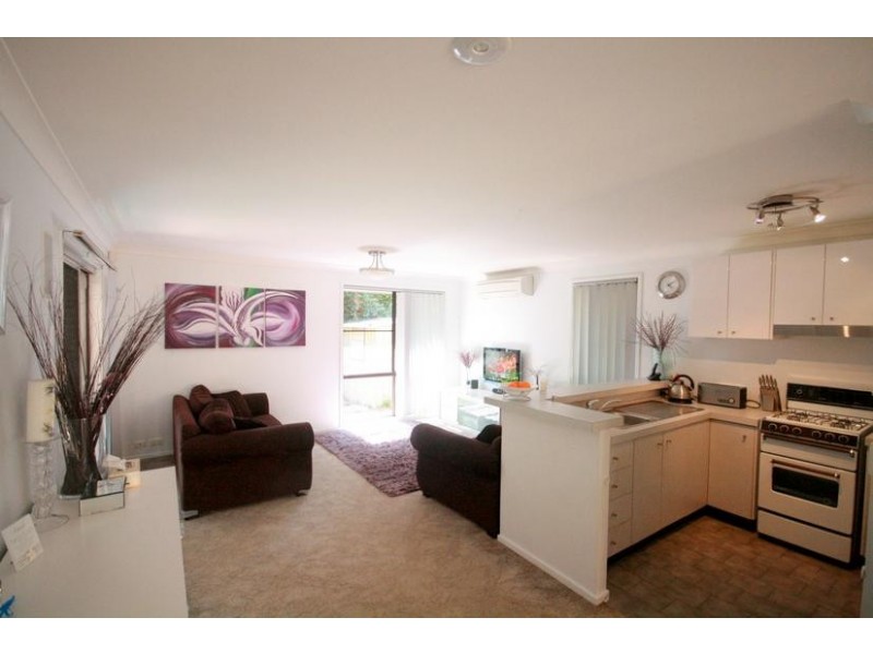 50 Loch Carron Avenue, Farmborough Heights NSW 2526