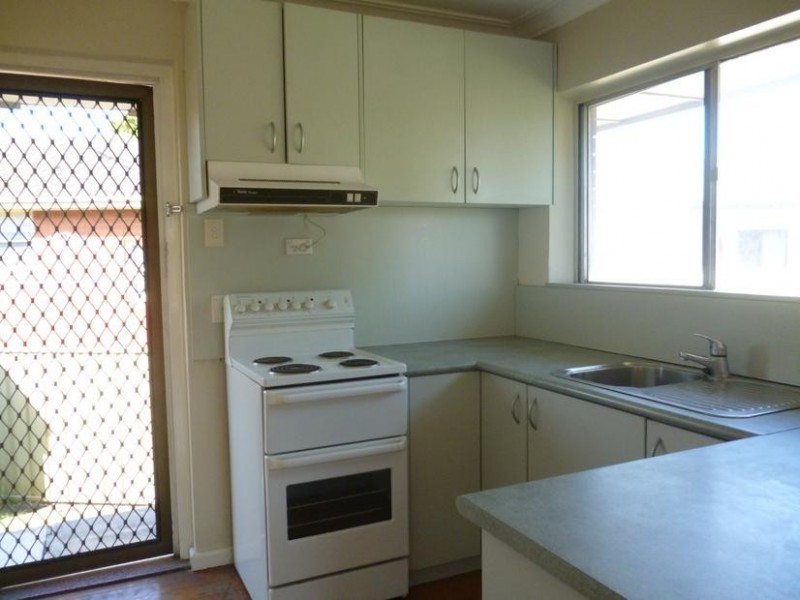 1 Cleverdon Crescent, Figtree NSW 2525