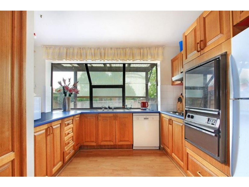 64 Coachwood Drive, Cordeaux Heights NSW 2526