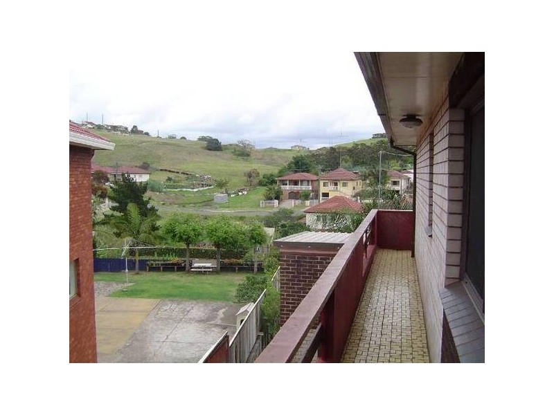 1/142 Lake Avenue, Cringila NSW 2502