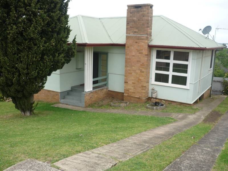 19 Illawon Street, Berkeley NSW 2506