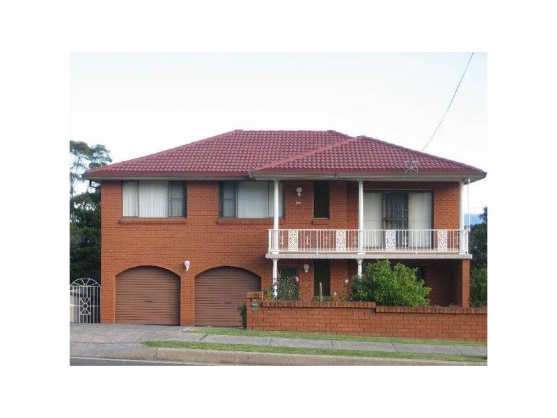 307 Flagstaff Rd, Lake Heights NSW 2502