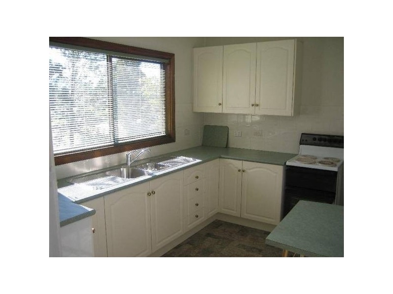 78 Farmborough Rd, Farmborough Heights NSW 2526