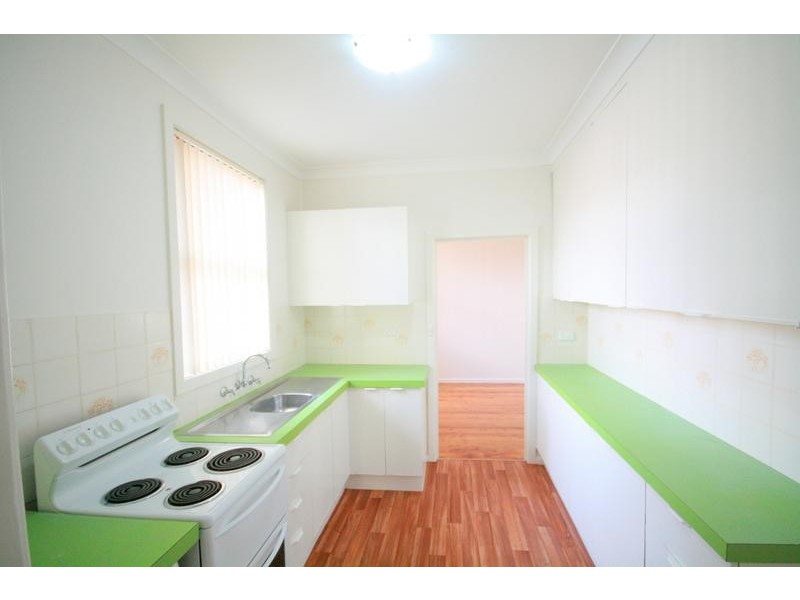 21 Tannery St, Unanderra NSW 2526