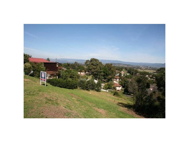 4 Masthead Place, Berkeley NSW 2506