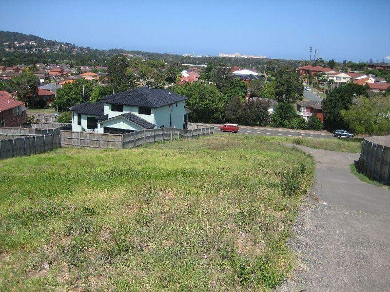 11 Sorensen Drive, Figtree NSW 2525