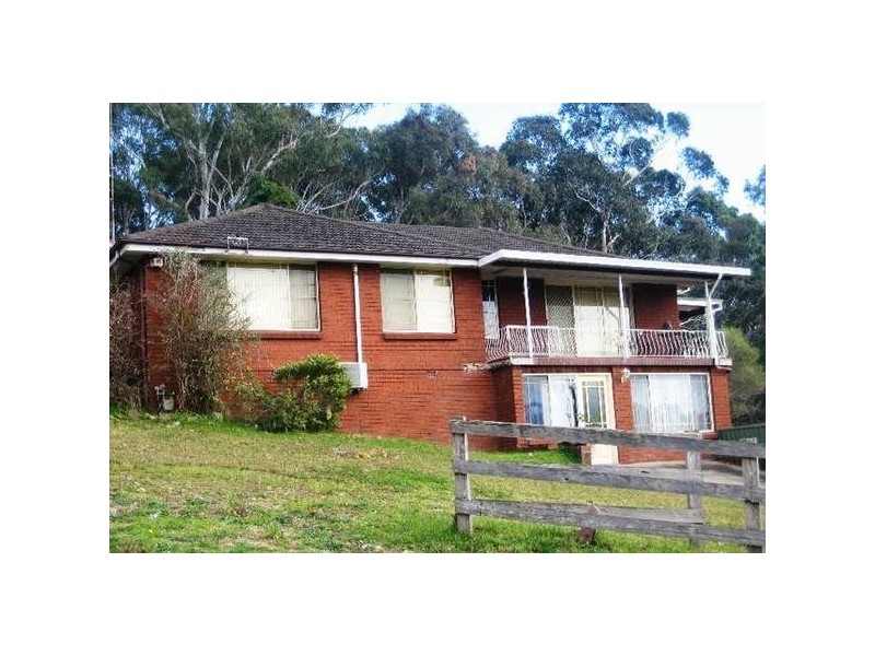 16 Branch Ave, Figtree NSW 2525