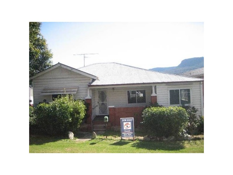 12 Dudley Street, Wollongong NSW 2500