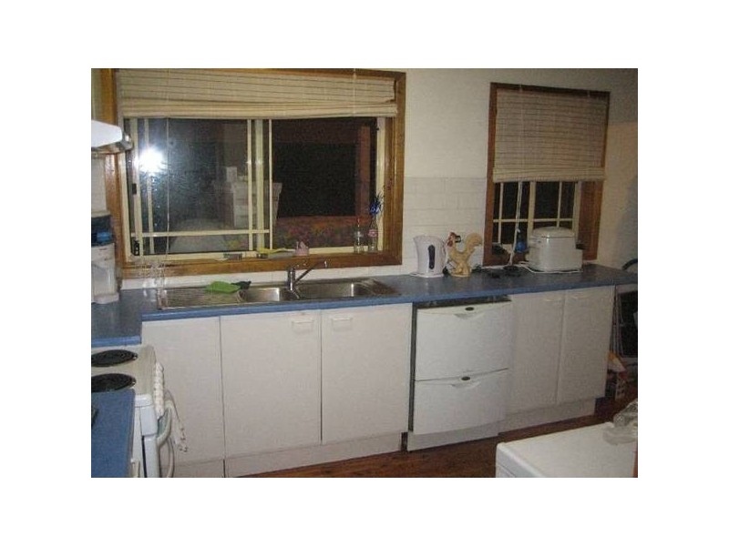 16 Branch Avenue, Figtree NSW 2525