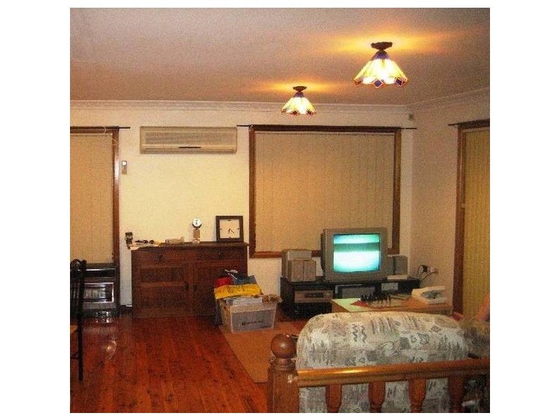 16 Branch Avenue, Figtree NSW 2525