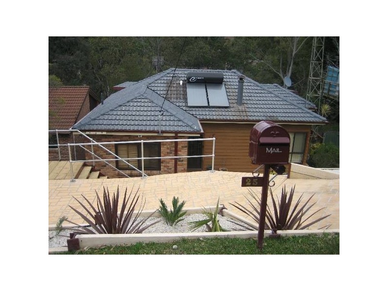 25 Stanley Ave, Farmborough Heights NSW 2526