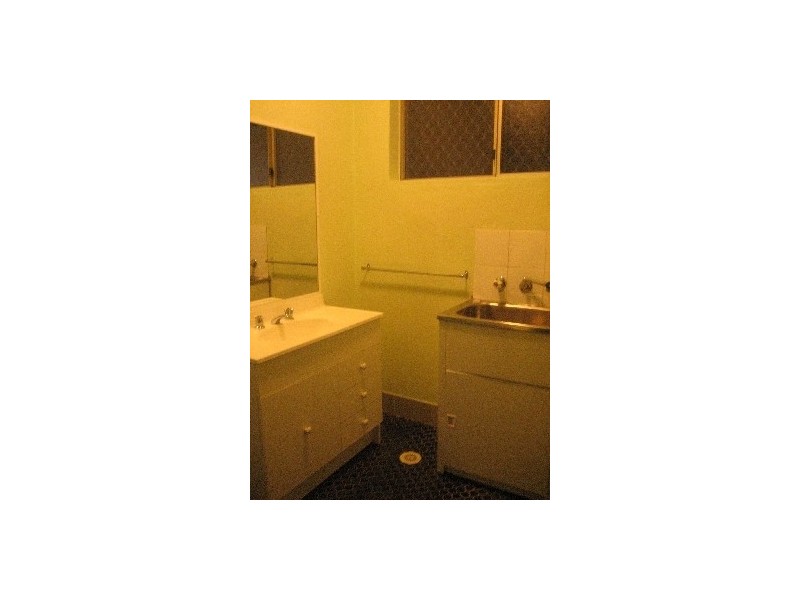 1/12 Burroo Street, Albion Park Rail NSW 2527