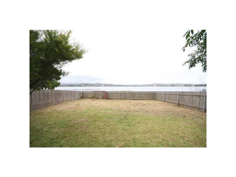 72 Lakeview Pde, Primbee NSW 2502