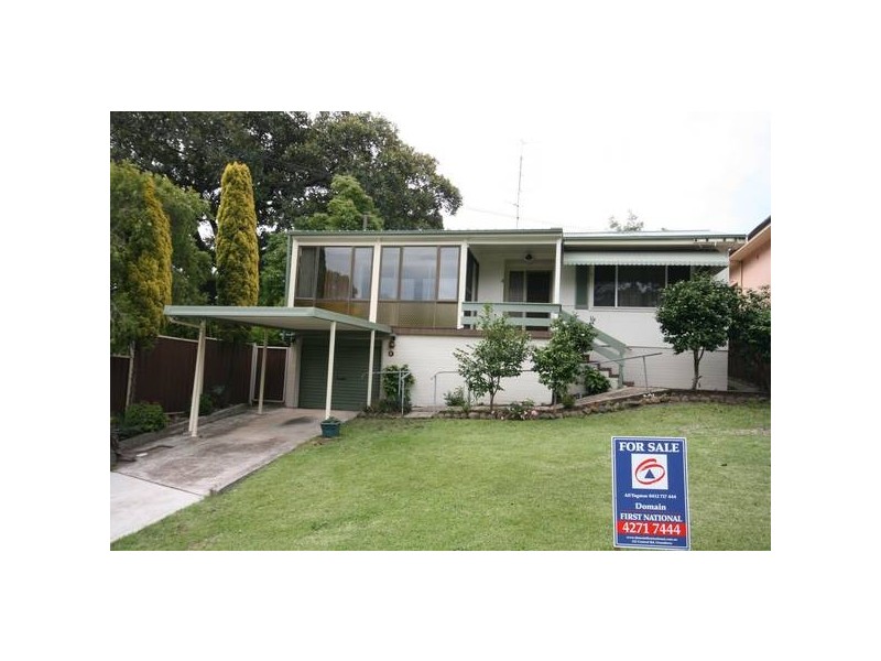 4 Grandview Parade, Lake Heights NSW 2502
