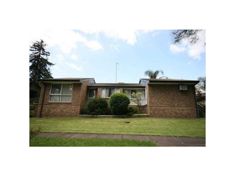 10 Central Road, Cordeaux Heights NSW 2526