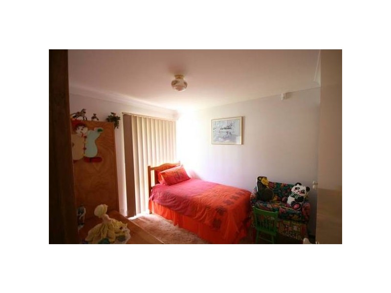 10 Central Road, Cordeaux Heights NSW 2526