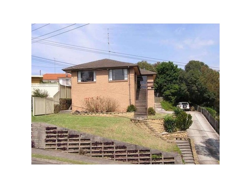 271 Flagstaff Road, Lake Heights NSW 2502