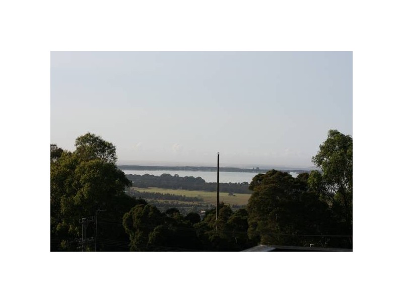 23 Ben Nevis Road, Farmborough Heights NSW 2526