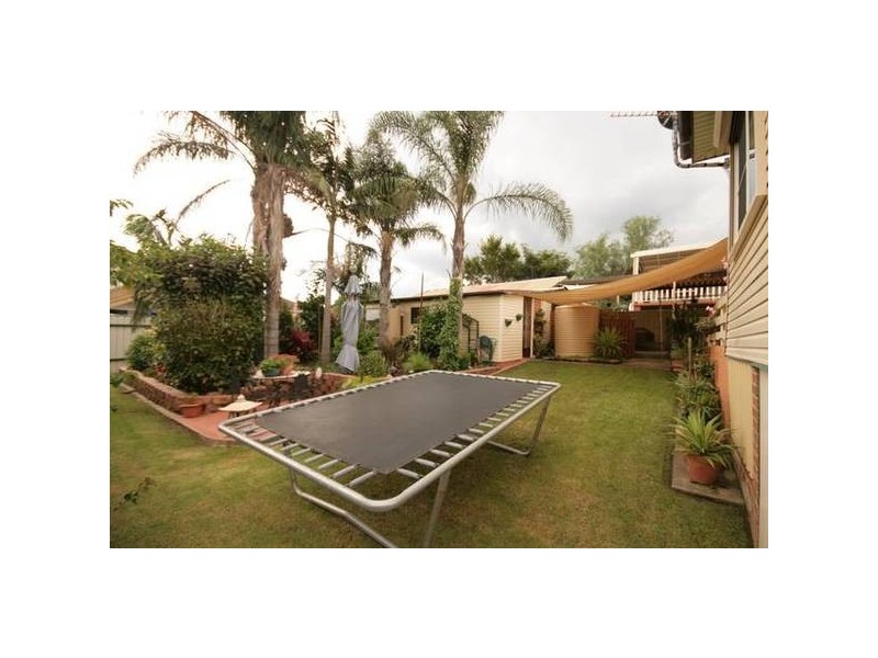 34 London Street, Berkeley NSW 2506