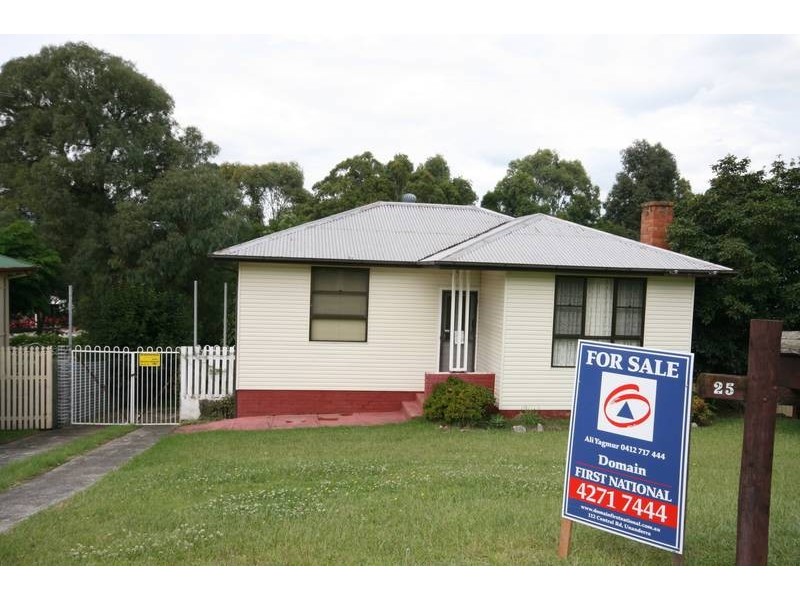 25 Maynes Parade, Unanderra NSW 2526