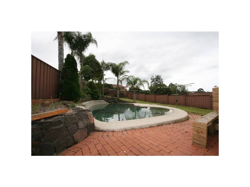 90 Rickard Road, Unanderra NSW 2526
