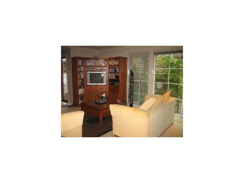 1/244 Princes Highway, Bulli NSW 2516