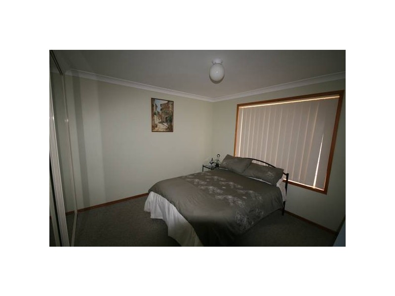 22 Sandalwood Road, Farmborough Heights NSW 2526