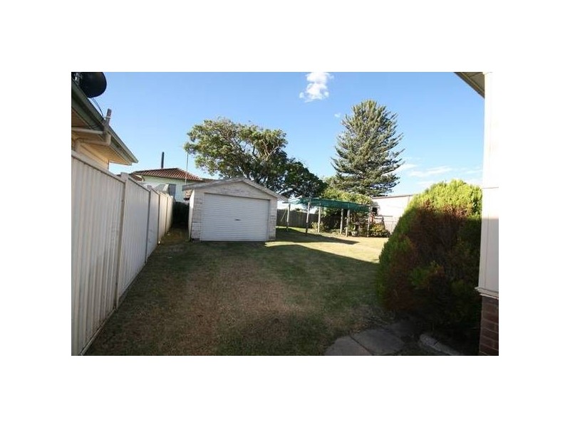 24 Cowper Street, Port Kembla NSW 2505