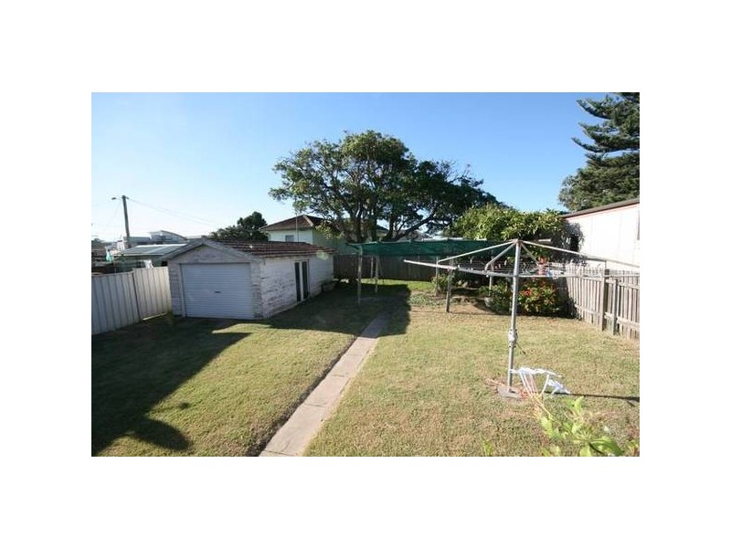 24 Cowper Street, Port Kembla NSW 2505