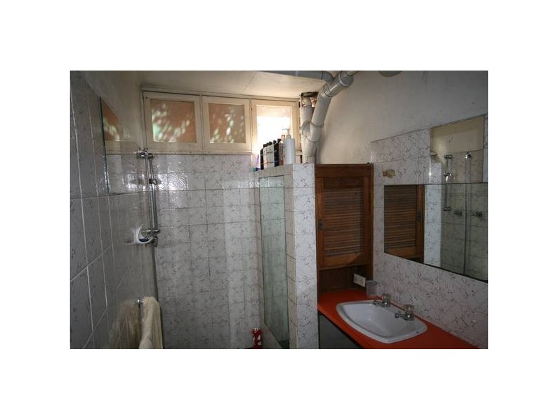 133 Northcliffe Drive, Lake Heights NSW 2502