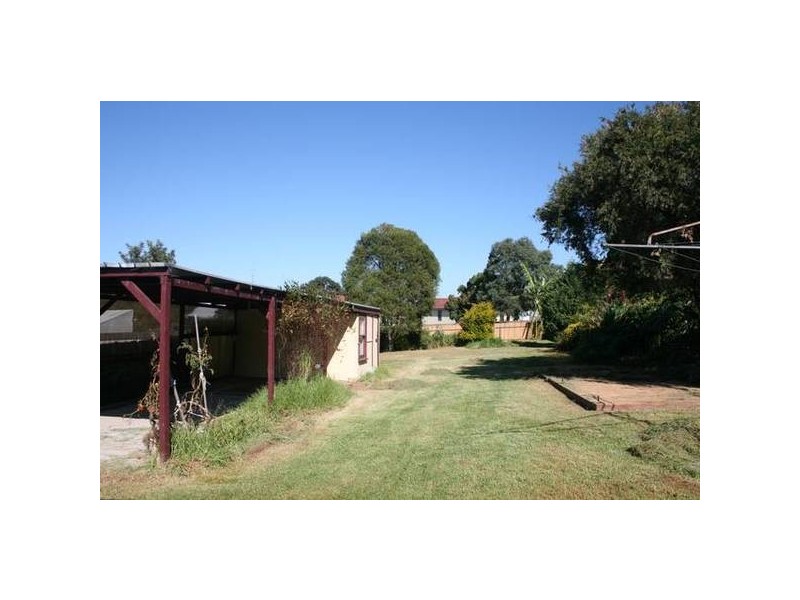 9 Gallop Street, Berkeley NSW 2506