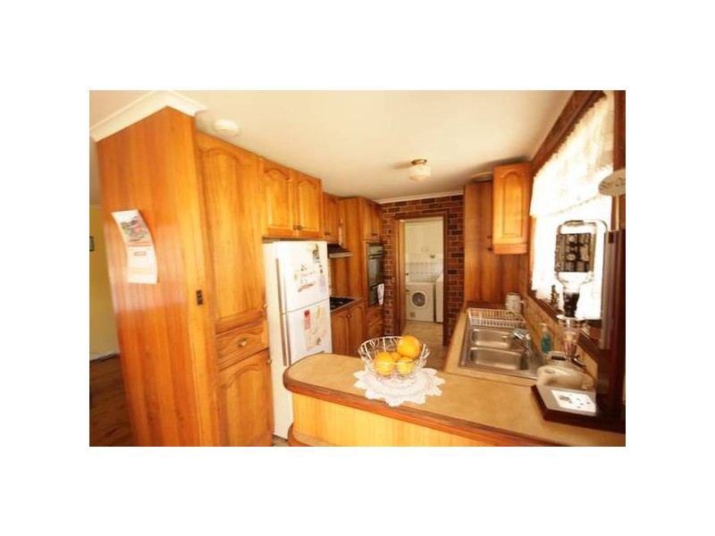 55 Loftus Dr, Barrack Heights NSW 2528