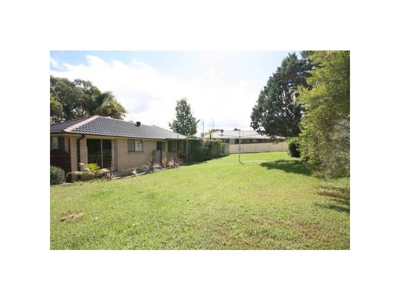55 Loftus Dr, Barrack Heights NSW 2528