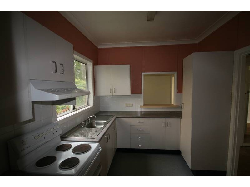 7 Rhondda St, Berkeley NSW 2506