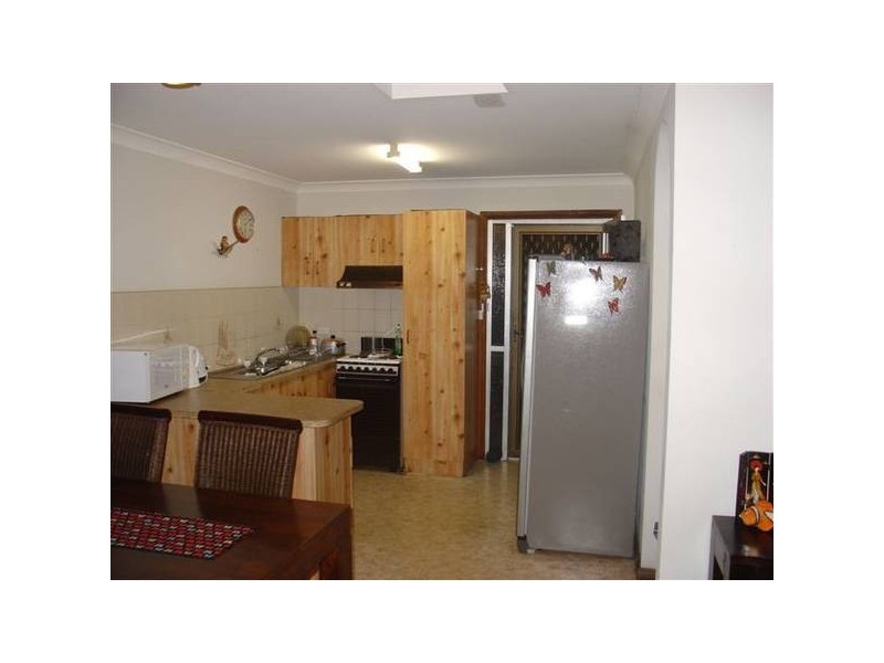 2/14 Strathearn Ave, Wollongong NSW 2500