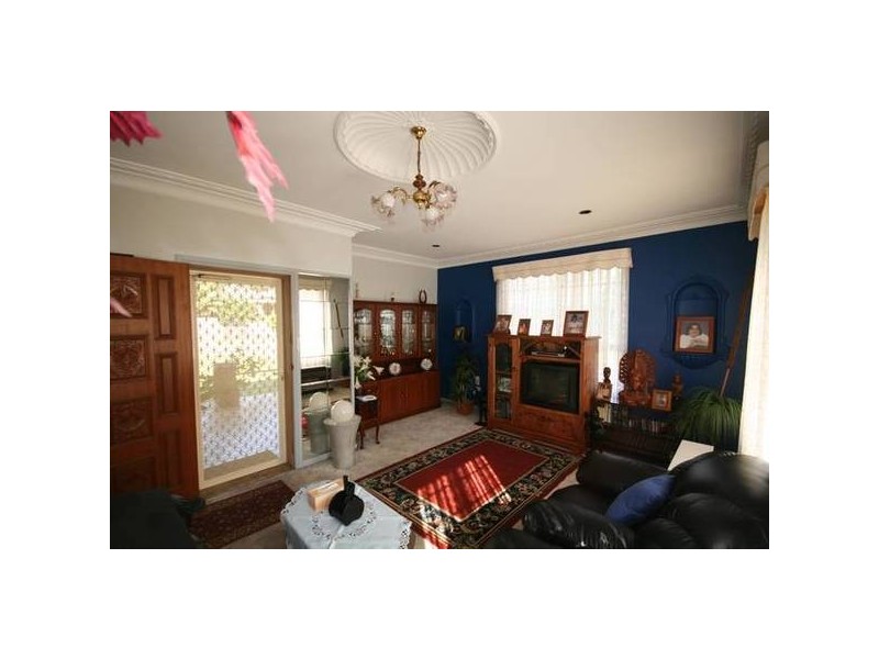 8 Norfolk St, Berkeley NSW 2506